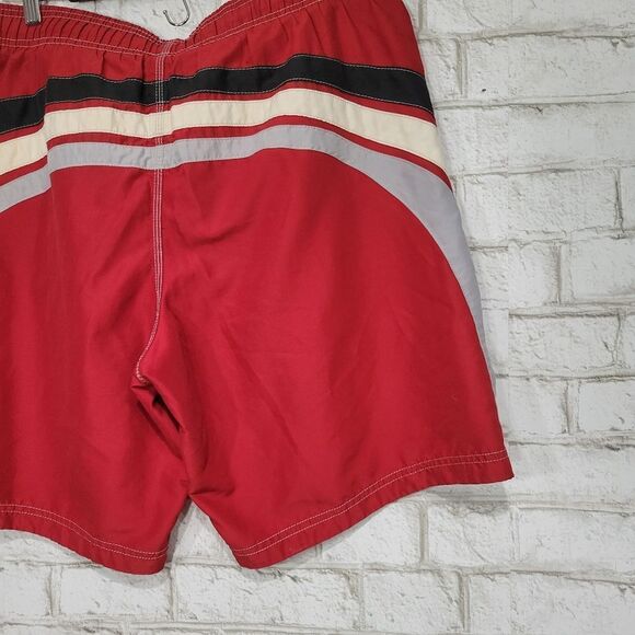 Speedo red swim trunks - Picture 9 of 12